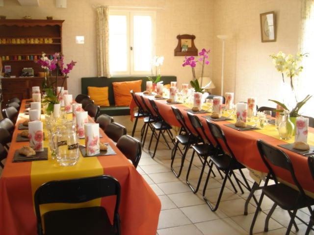 洛什Manoir De La Rousselliere公寓式酒店 客房 照片