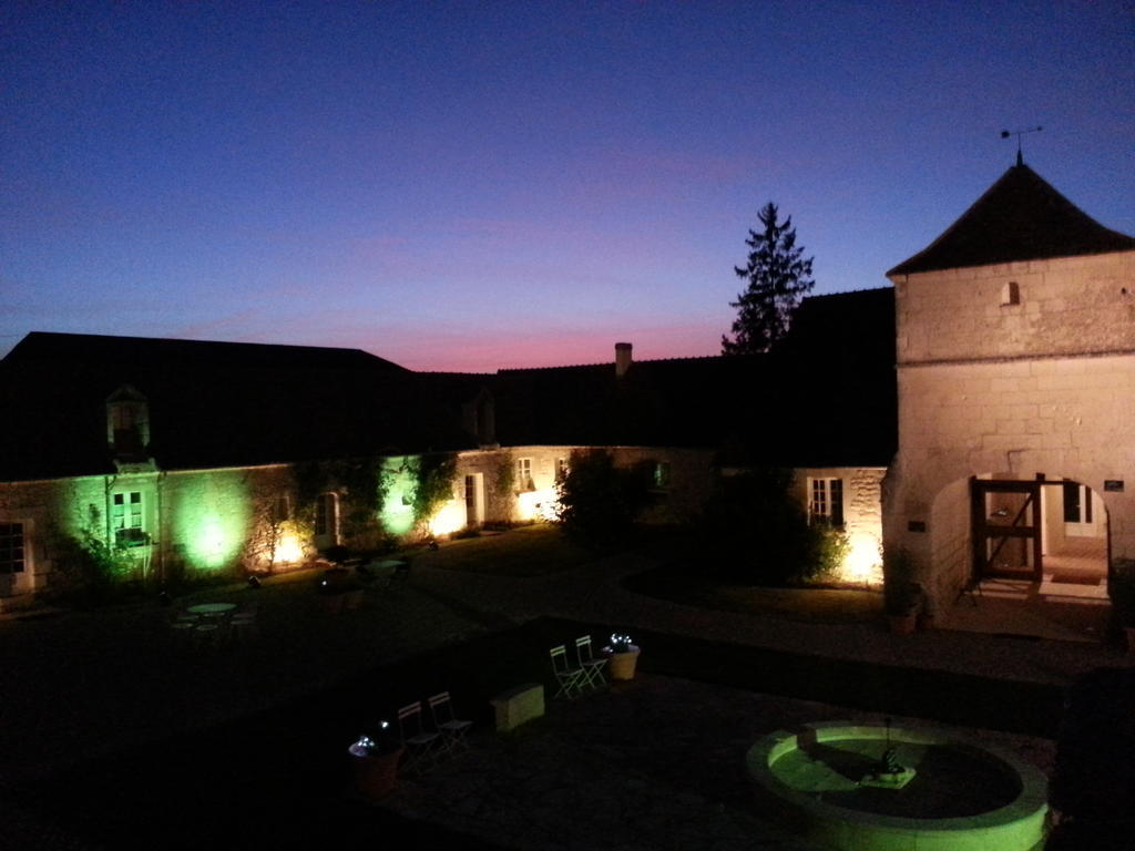 洛什Manoir De La Rousselliere公寓式酒店 外观 照片